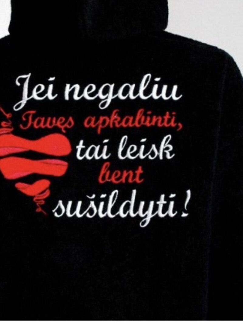 juodas-siuvinetas-chalatas siuvinetas chalatas juodas jam