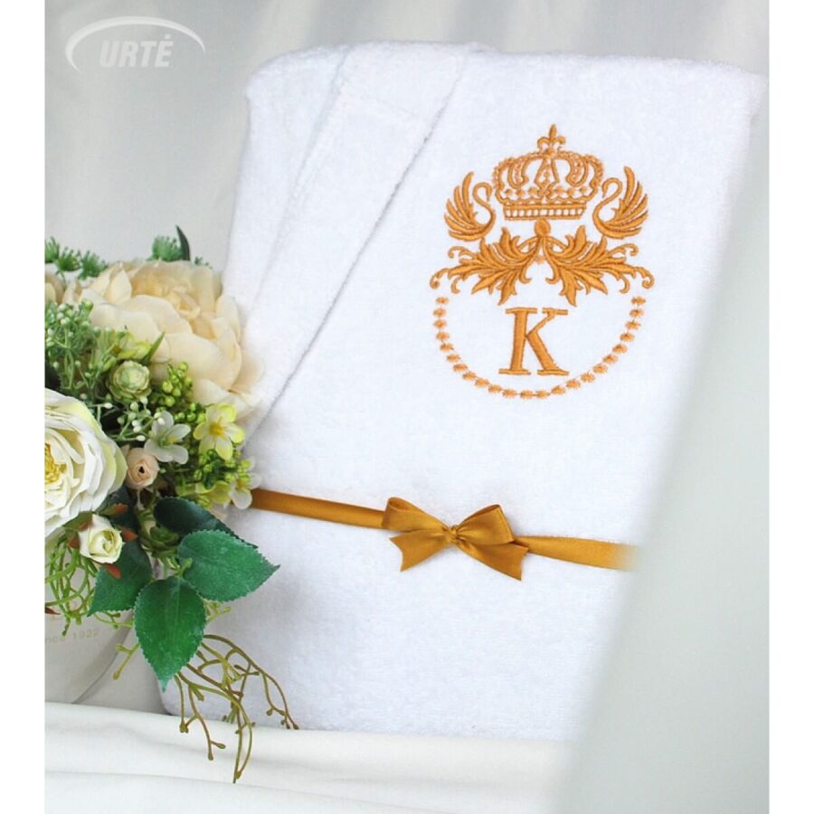 Siuvinėtas chalatas "Grafų svajonė"